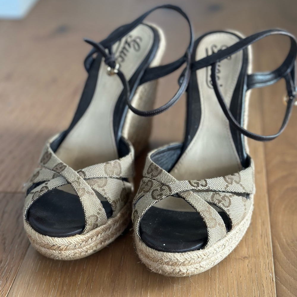 Authentic Gucci GG Canvas Wedge Espadrilles - Picture 5 of 9